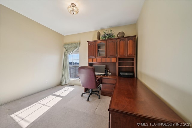 63320 E 293rd Rd, Grove, OK 74344 - office space with light colored carpet