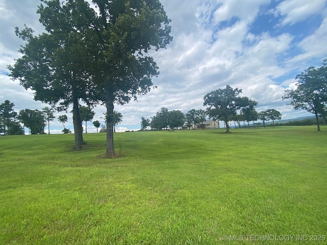 Listing photo 2 for 15902 W Redbud Rd, Park Hill OK 74451