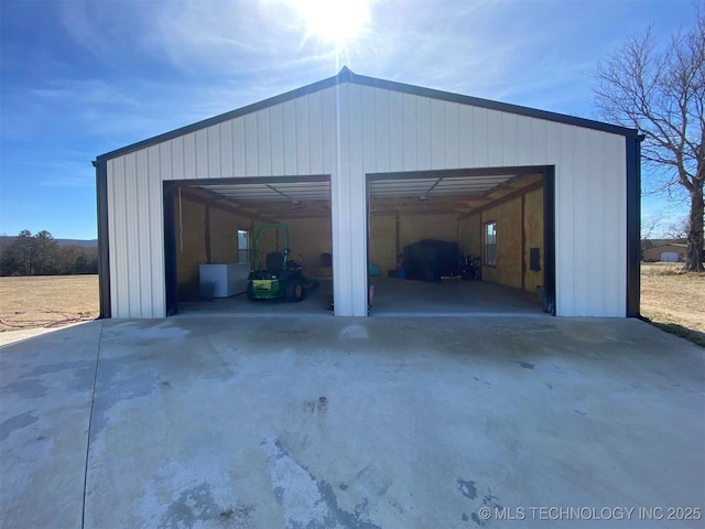 view of detached garage