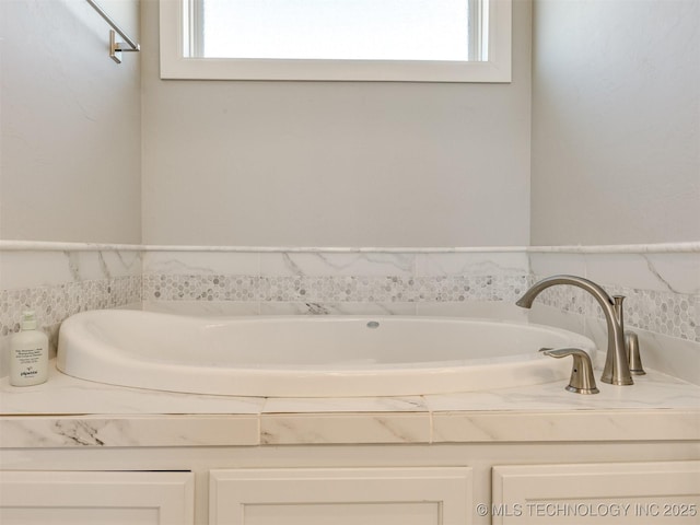 bathroom featuring a bathtub