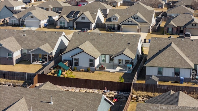 bird's eye view with a residential view