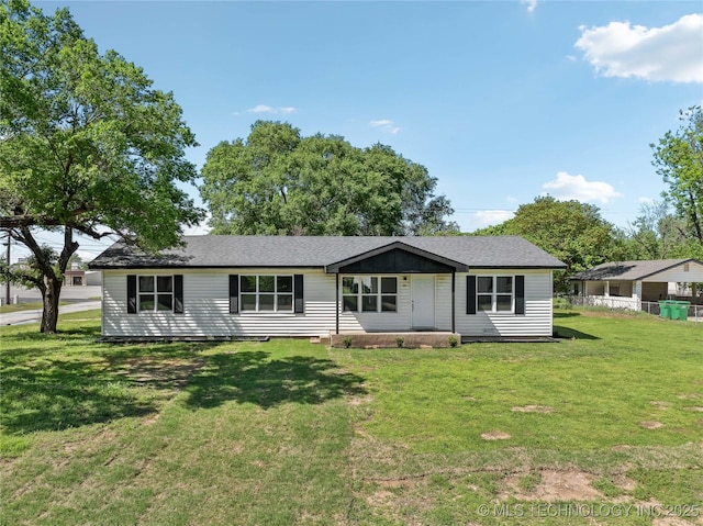 8301 E 133rd St S, Bixby, OK 74008 - view of front of house with fence and a front lawn