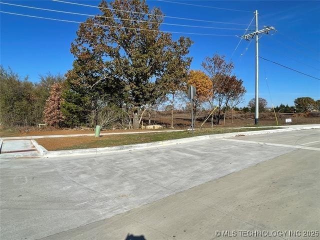 Listing photo 3 for 0000 Monte Vis, Ada OK 74820