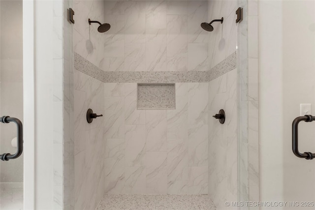 full bathroom featuring a stall shower