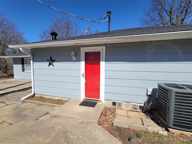 property entrance with central AC