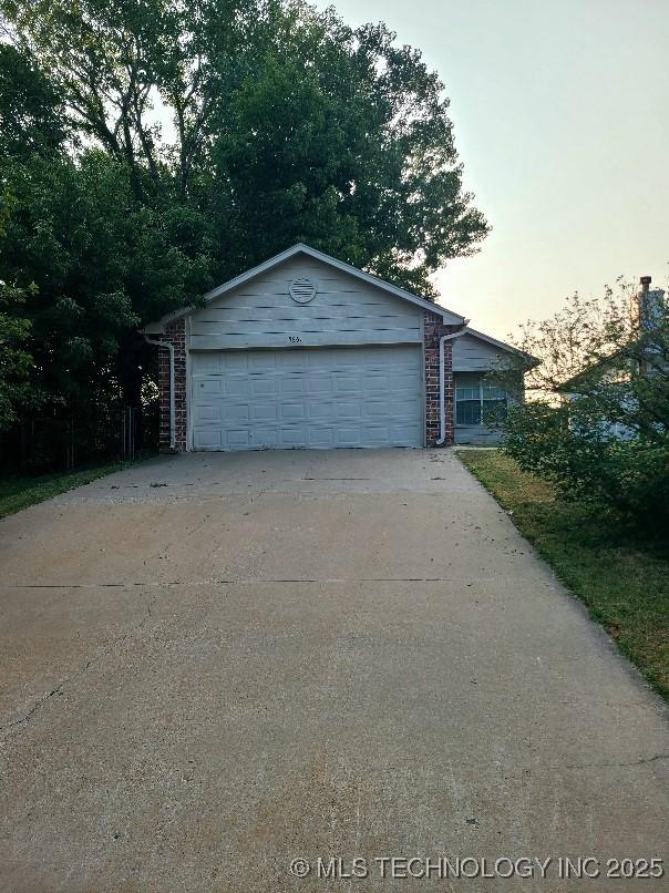 exterior space with driveway