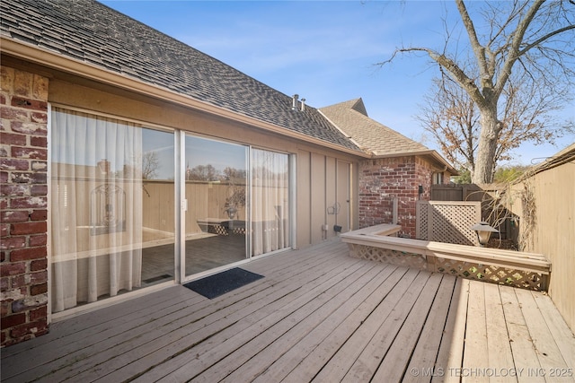 deck with fence