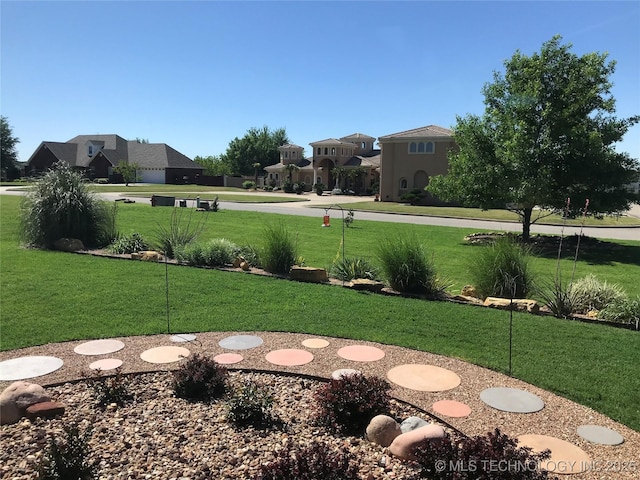 4101 Rolling Hls, Ardmore, OK 73401 - view of yard featuring a residential view