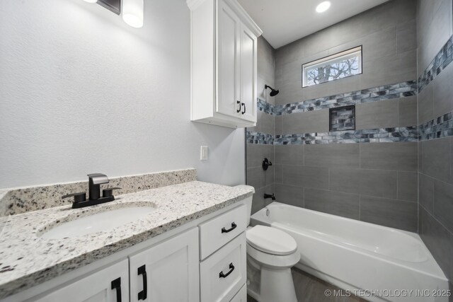7890 N Oak Dr, Beggs, OK 74421 - full bath featuring toilet, vanity, and shower / tub combination