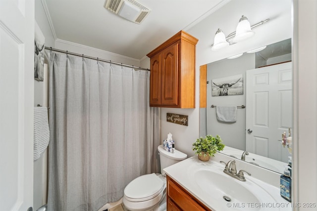 full bathroom with visible vents, toilet, ornamental molding, vanity, and a shower with curtain