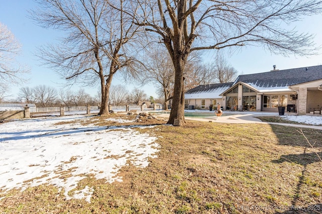 view of yard with fence