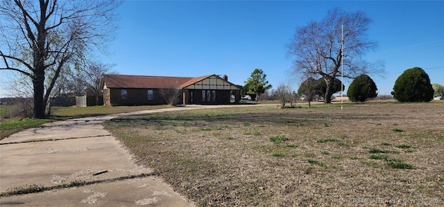 view of front of house