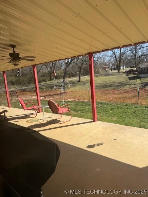 view of patio with ceiling fan