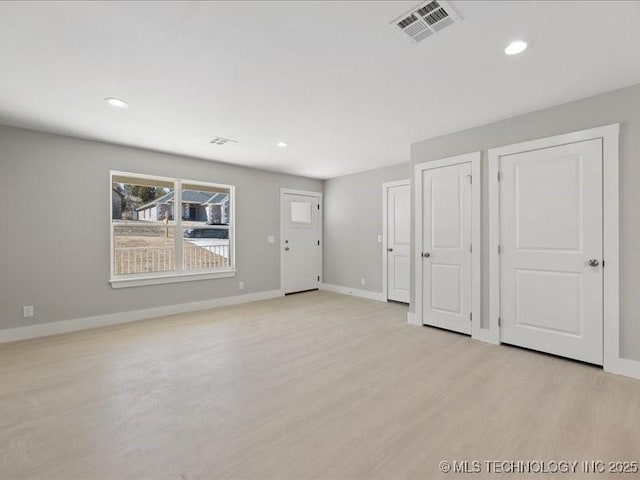 4613 S Linwood Dr, Sand Springs, OK 74063 - empty room with light wood-style flooring, recessed lighting, visible vents, and baseboards