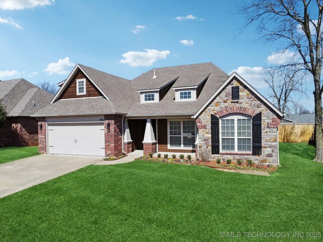 view of front facade with concrete driveway, roof with shingles, an attached garage, fence, and a front lawn