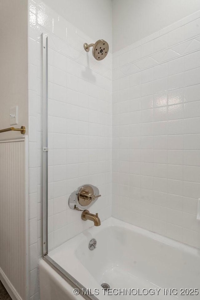 bathroom featuring bathing tub / shower combination