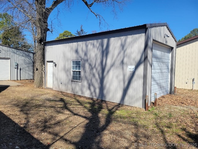 view of outbuilding featuring an outbuilding