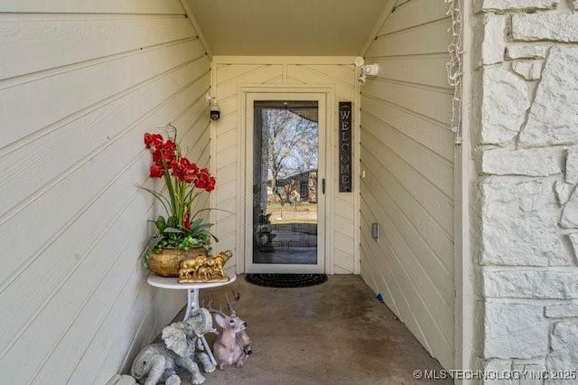 view of property entrance