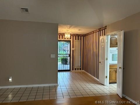 1601 N Detroit Ave, Tulsa, OK 74106 - photo 6