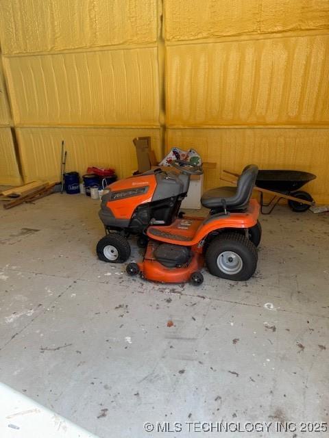 49381 525th Rd, Salina, OK 74364