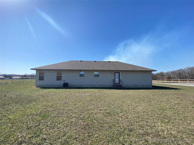 191 W Senior St, Colcord, OK 74338 - rear view of house featuring entry steps