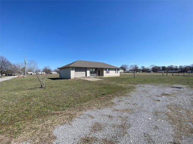 191 W Senior St, Colcord, OK 74338 - view of front of home