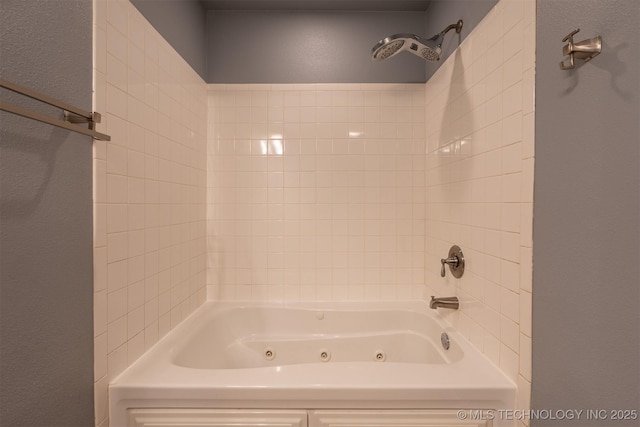 full bath featuring a combined bath / shower with jetted tub