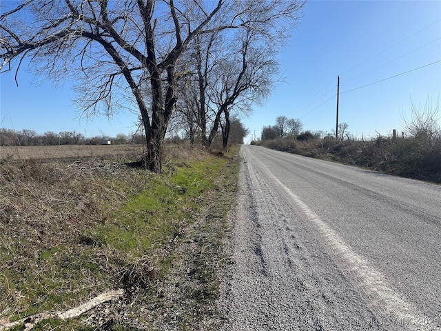 Listing photo 3 for 1 S 270th Rd, Morris OK 74445