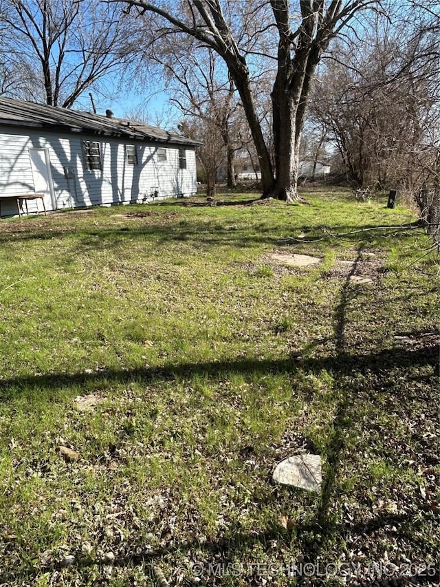 339 W 62nd St N, Tulsa, OK 74126 - view of yard