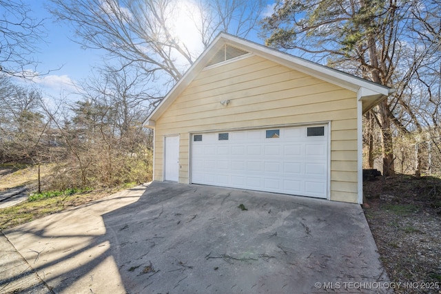 view of detached garage