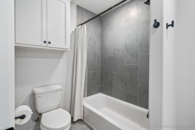 full bathroom featuring toilet and shower / bathtub combination with curtain