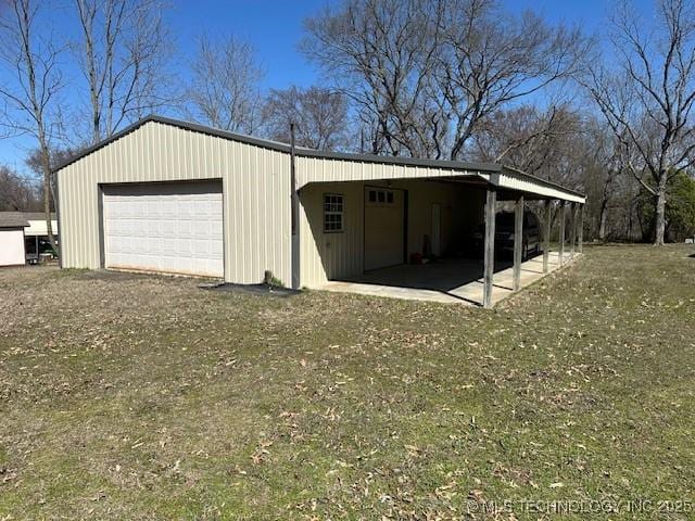 view of outbuilding