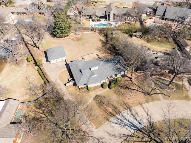 birds eye view of property featuring a residential view