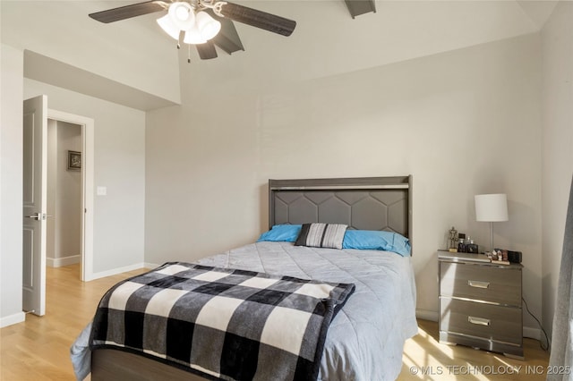 2910 E Olympia St, Broken Arrow, OK 74014 - bedroom with light wood-type flooring, baseboards, and ceiling fan