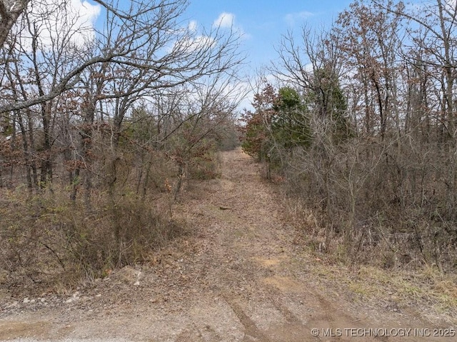 Listing photo 2 for S 65th W Ave, Tulsa OK 74131