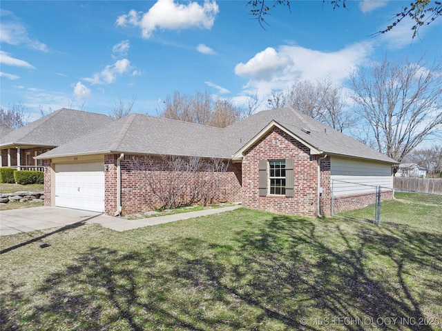 single story home with brick siding, a front lawn, and fence