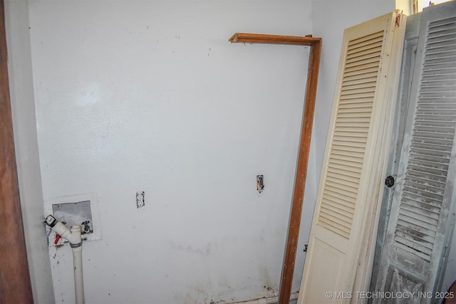 laundry area featuring washer hookup and laundry area