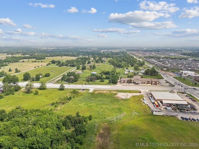 Listing photo 2 for 12708 N 116th St, Owasso OK 74055