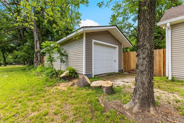 311 W 6th, Ada, OK 74820 - view of detached garage