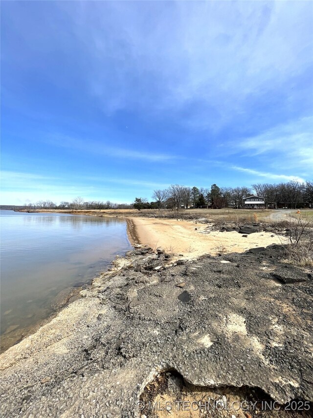 168 Kiamichi Rd, Eufaula, OK 74432