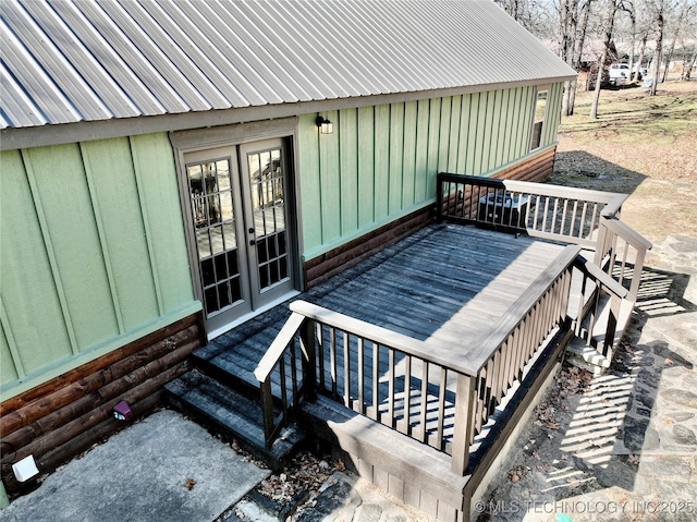 wooden terrace with entry steps