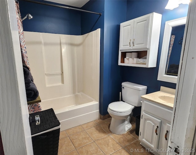 305 E 48th Pl, Sand Springs, OK 74063 - bathroom with baseboards, toilet, shower / bathtub combination with curtain, vanity, and tile patterned flooring