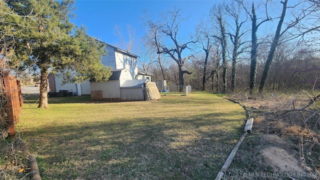 305 E 48th Pl, Sand Springs, OK 74063 - view of yard