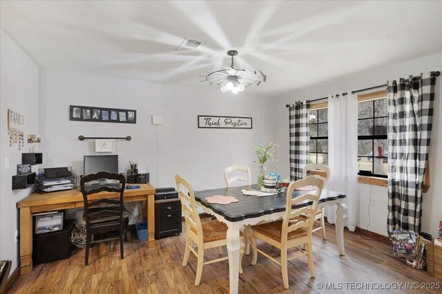 420722 E 1920th Rd, Antlers, OK 74523 - dining space featuring visible vents and light wood-type flooring