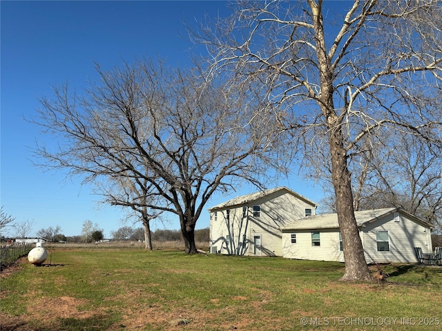 34 S Mount Calvary Rd, Hendrix, OK 74741 - view of grassy yard