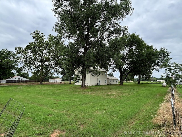 34 S Mount Calvary Rd, Hendrix, OK 74741 - view of yard