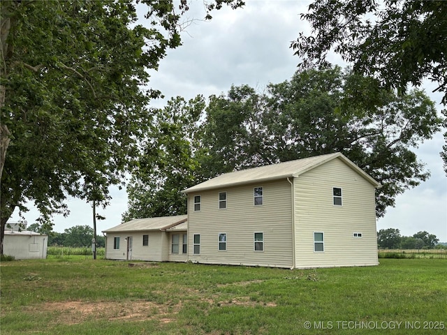 34 S Mount Calvary Rd, Hendrix, OK 74741 - back of property with a yard