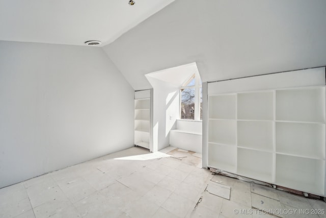 6924 S Knoxville Ave, Tulsa, OK 74136 - bonus room with vaulted ceiling