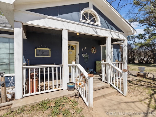 918 N Bullitt St, Holdenville, OK 74848 - photo 2