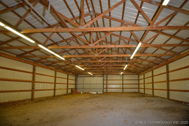 358653 E 5700th Rd, Jennings, OK 74038 - garage featuring metal wall